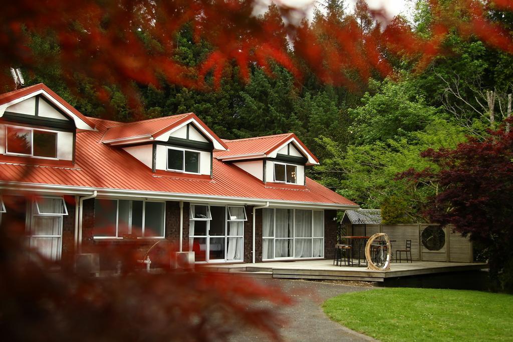 أوتوروهانغا Redwood Lodge Bed And Breakfast المظهر الخارجي الصورة